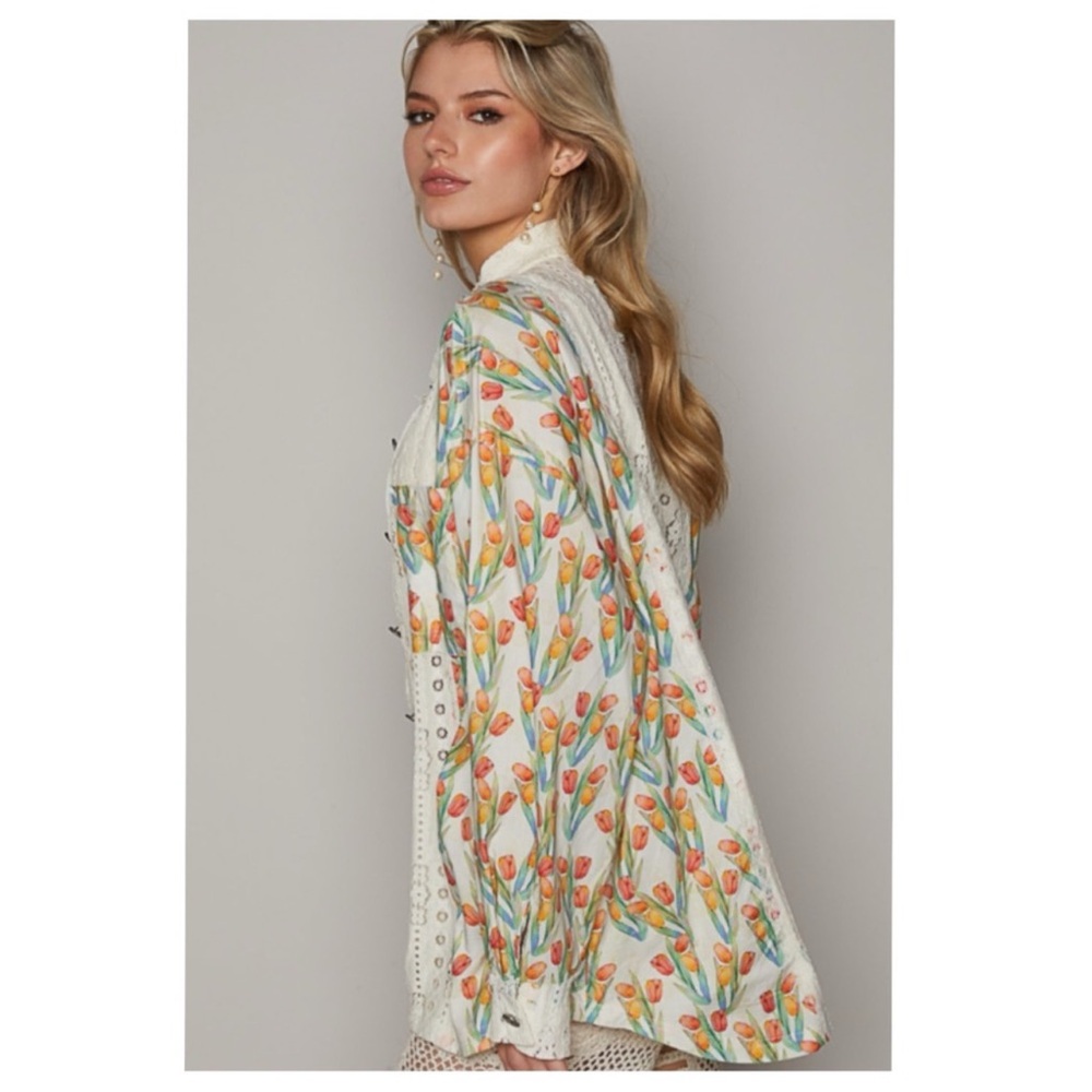 New Pol Floral And Lace Button Down Oversized Spring Top - Picture 3 of 4